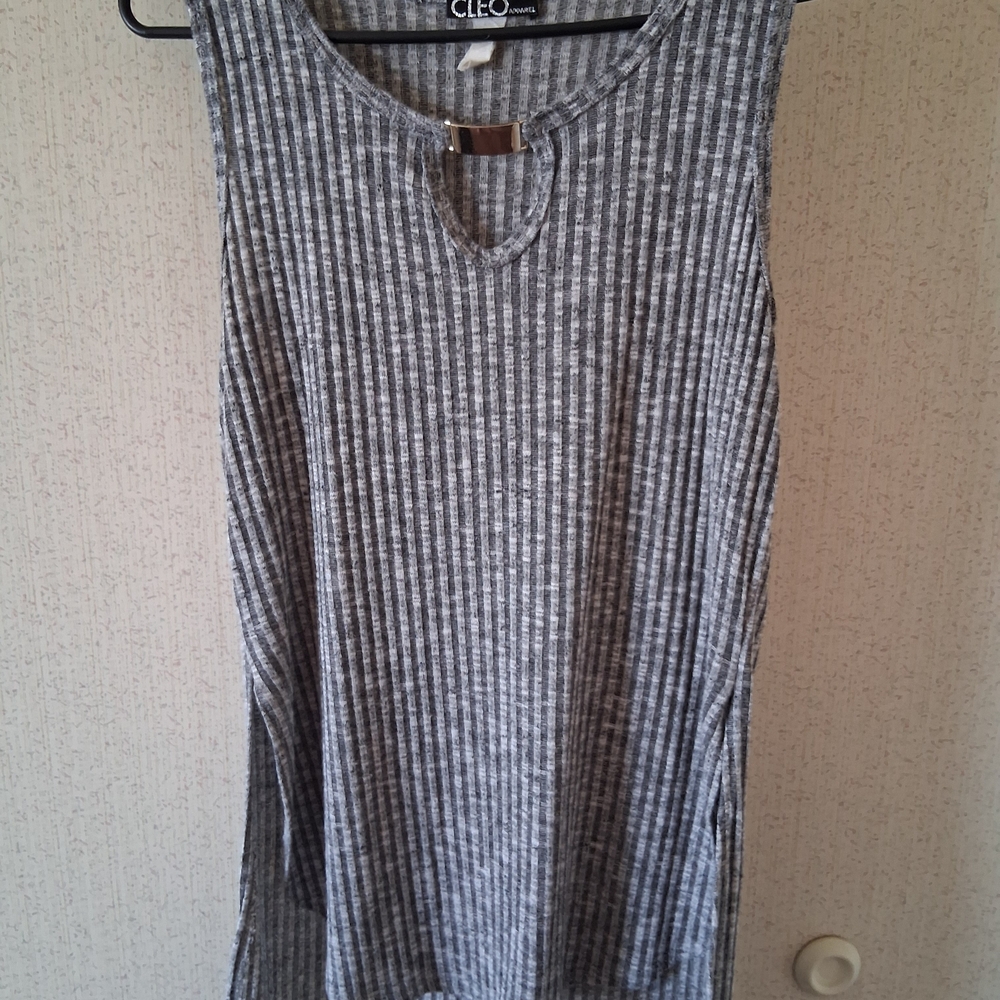 cleo Gray Ribbed Tank Top with Metal Accent